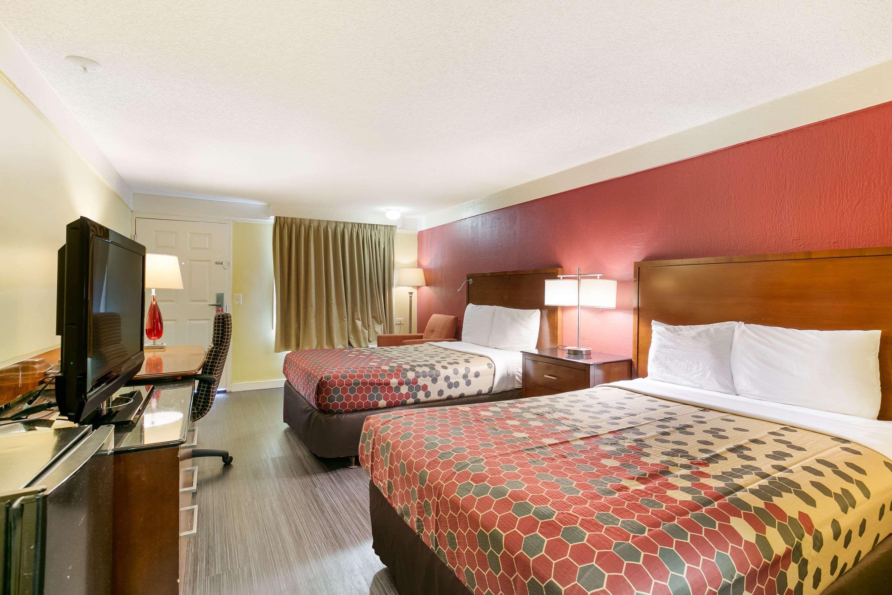 Econo Lodge Frederick I-70 Eksteriør billede