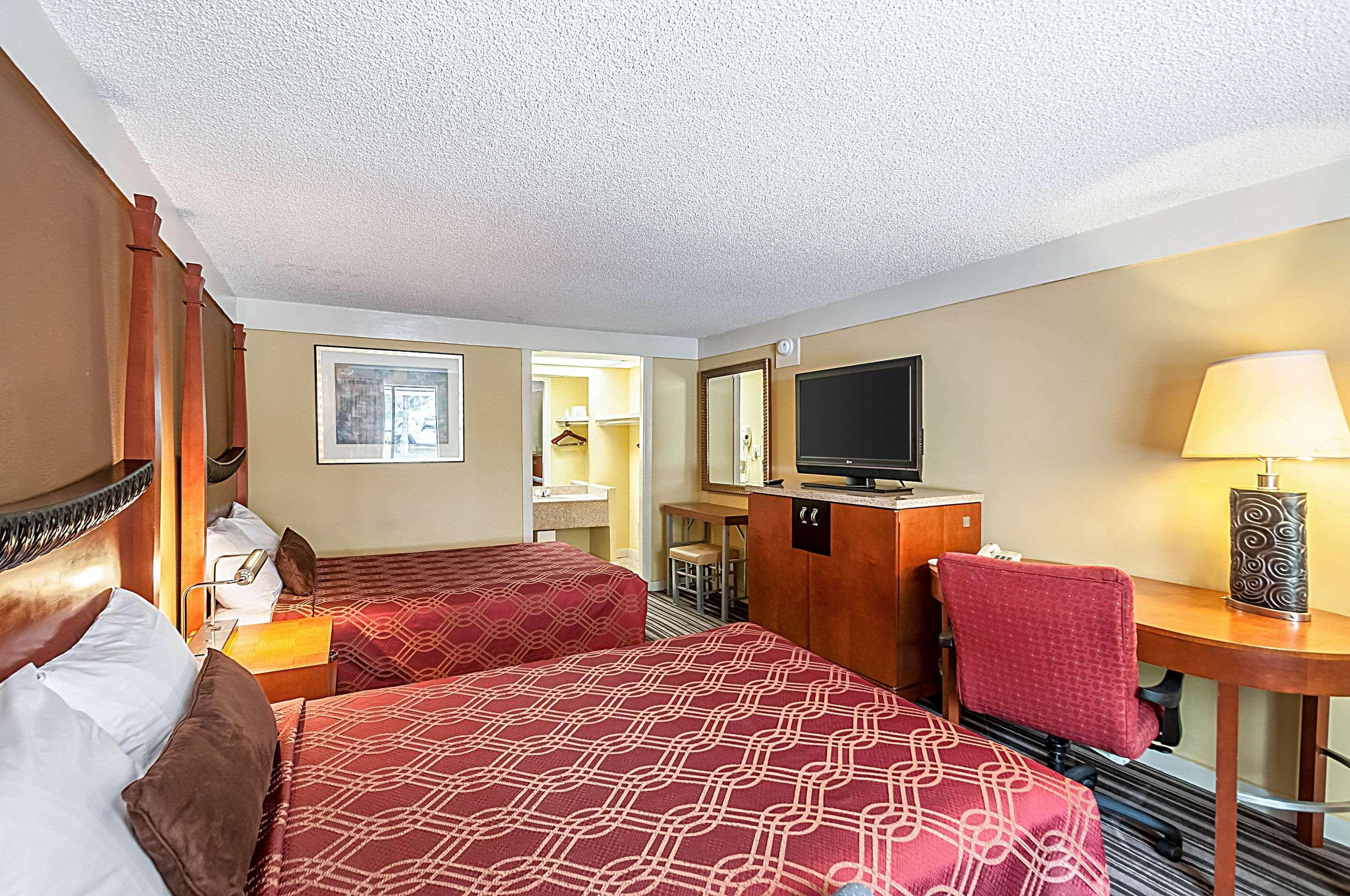 Econo Lodge Frederick I-70 Eksteriør billede