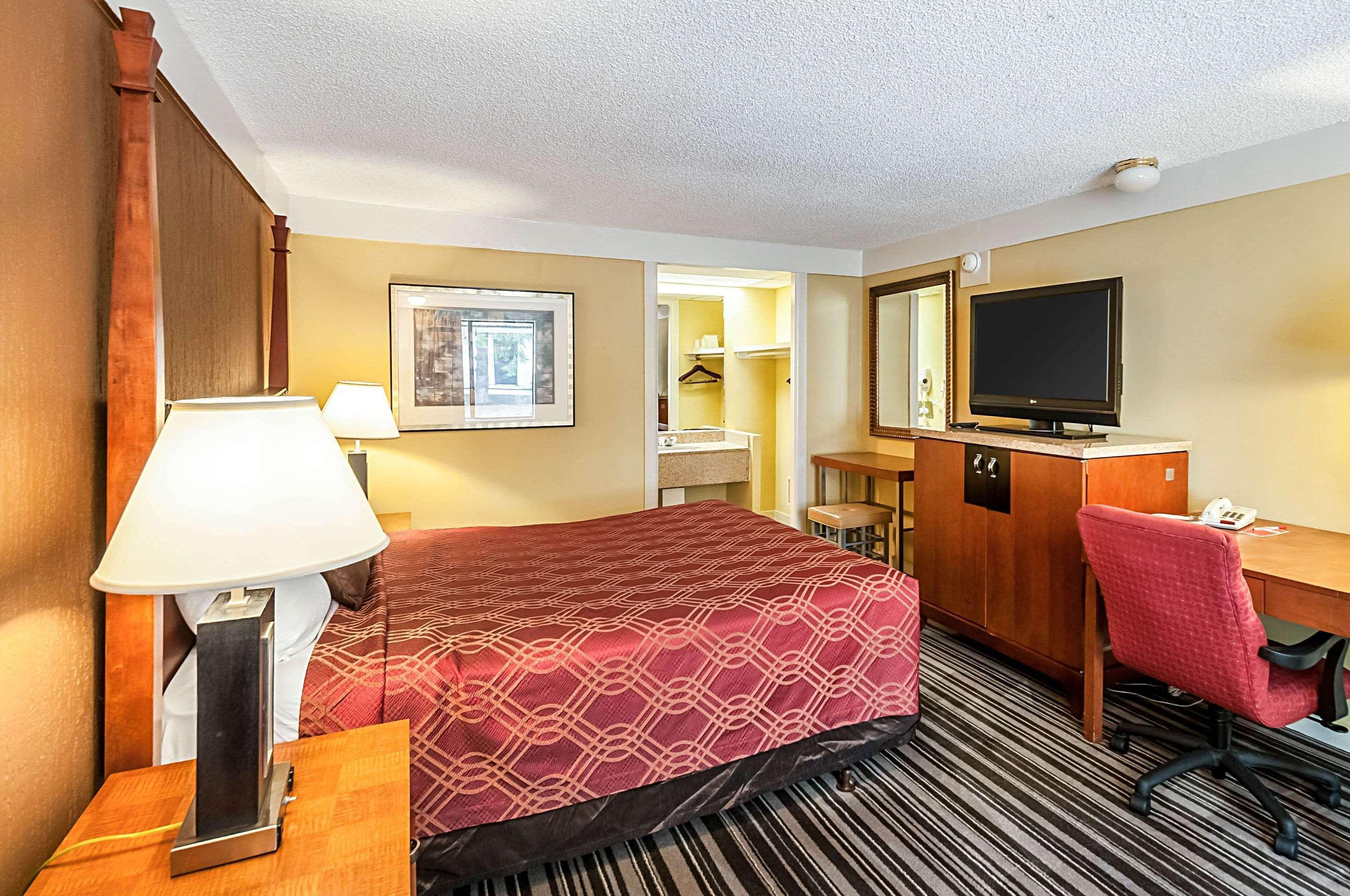 Econo Lodge Frederick I-70 Eksteriør billede