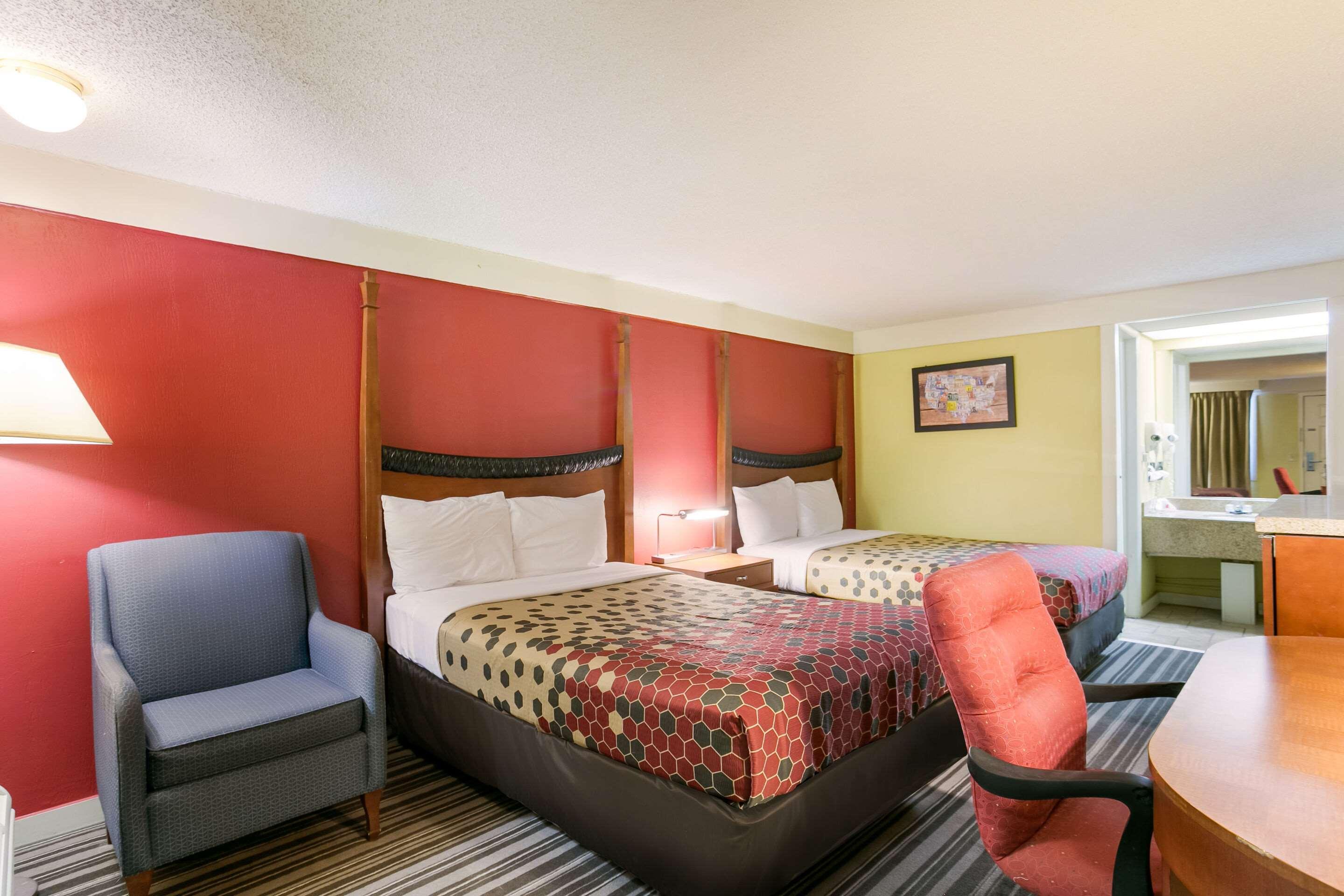 Econo Lodge Frederick I-70 Eksteriør billede